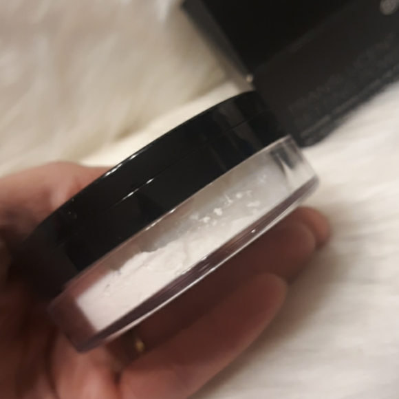 NWT BH Cosmetics Translucent Setting Powder compac - Picture 6 of 10